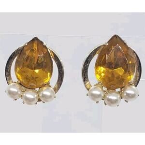 Vintage Coro Honey-Colored Pear-Shaped Stone and Faux Pearl Earrings